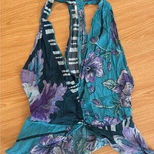 Blue/ purple floral top